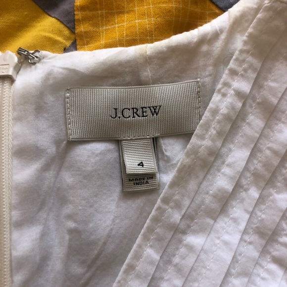 White J.Crew textured v-neck dress, size 4 - Picture 7 of 10